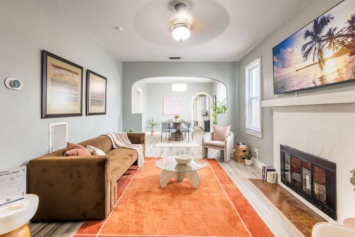 34b61a4a-d1ef-443c-b701-e633256fb942 (1)