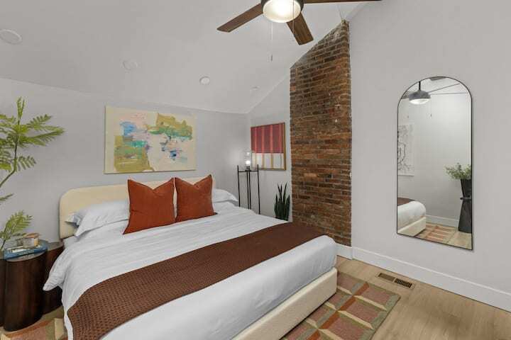 b13e691a-2d81-43f6-8473-fb82ba8f8085