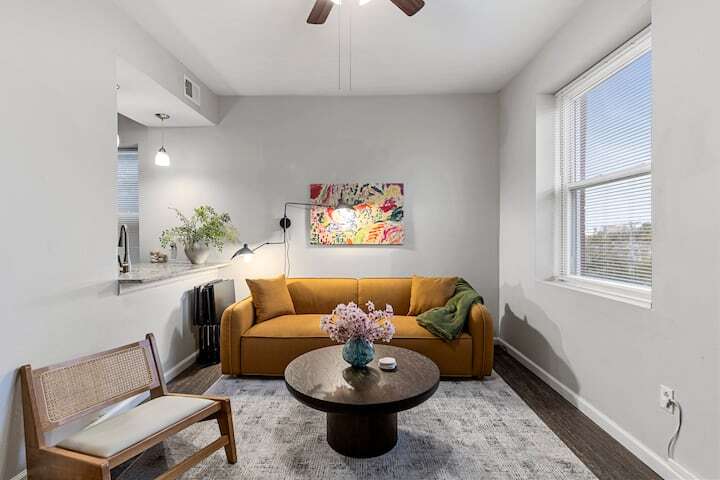 c5741728-52e8-4eef-9ada-7b82067b25b2