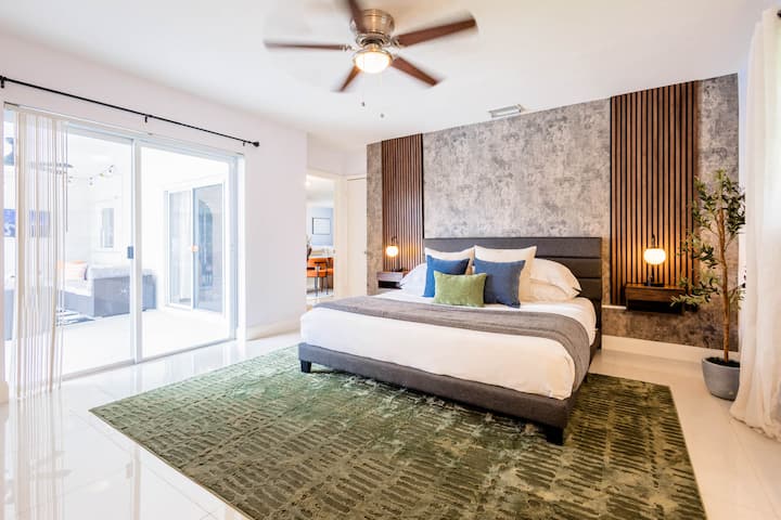 e69de84b-2b47-48c0-b090-ed24d7ece26d